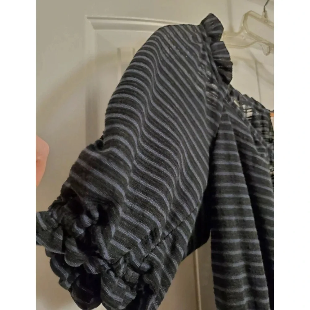 Free People Women's Black Dorothy Puff Sheerish Striped Cropped Tied Top S/Small
